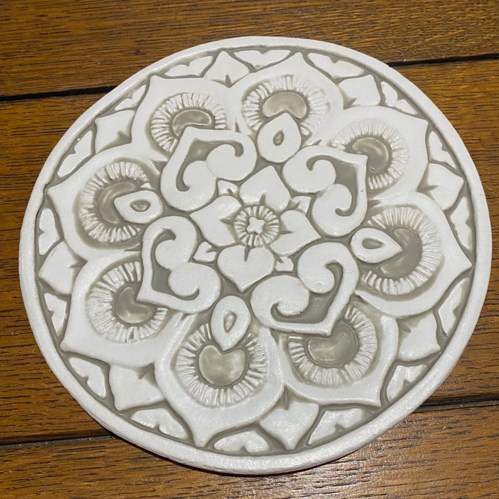 Hanging Bas Relief Ceramic Tile made by hand in Spain. Indoor/Outdoor use. NWOT